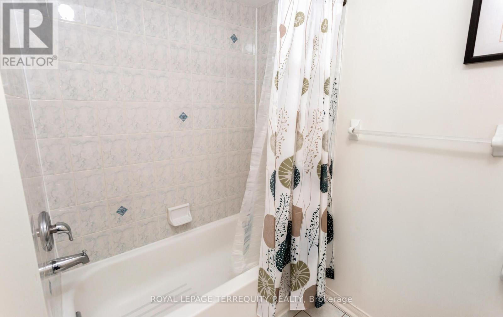 490 Orange Walk Crescent, Mississauga, Ontario  L5R 0A5 - Photo 31 - W12947720