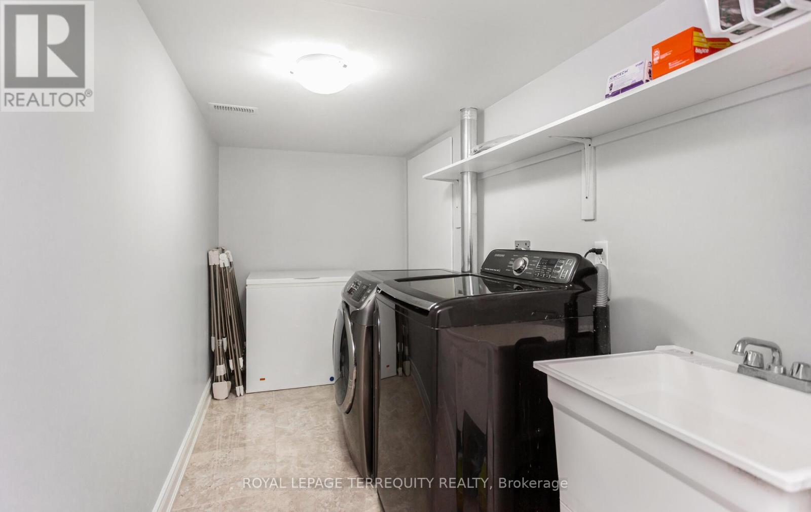 490 Orange Walk Crescent, Mississauga, Ontario  L5R 0A5 - Photo 43 - W12947720