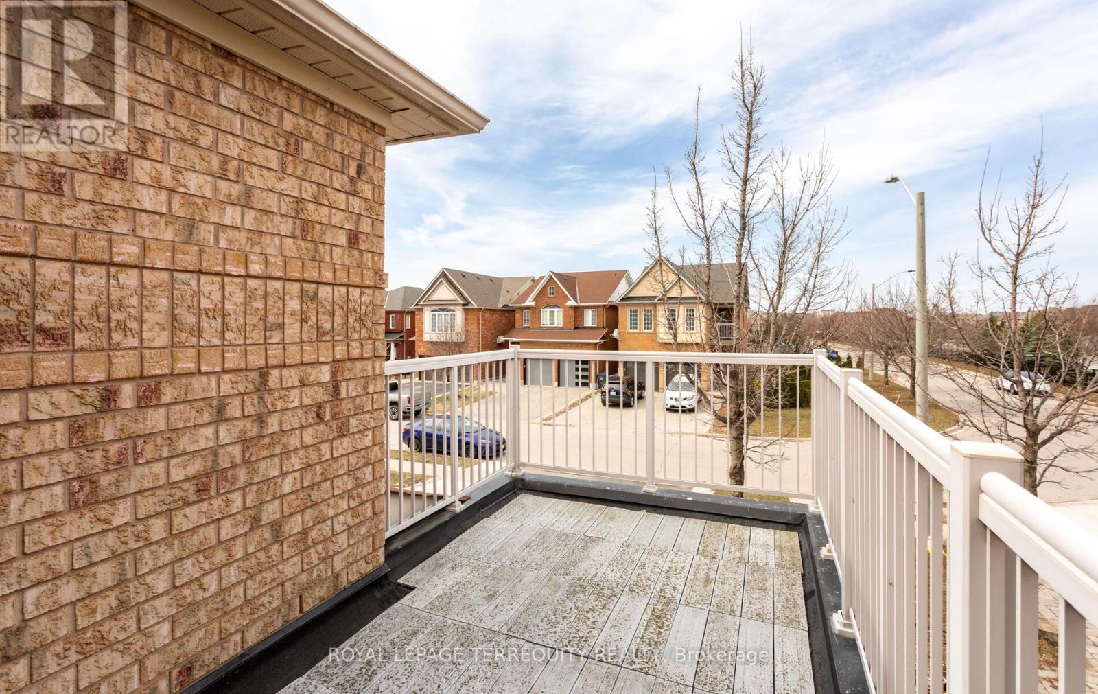 490 Orange Walk Crescent, Mississauga, Ontario  L5R 0A5 - Photo 45 - W12947720