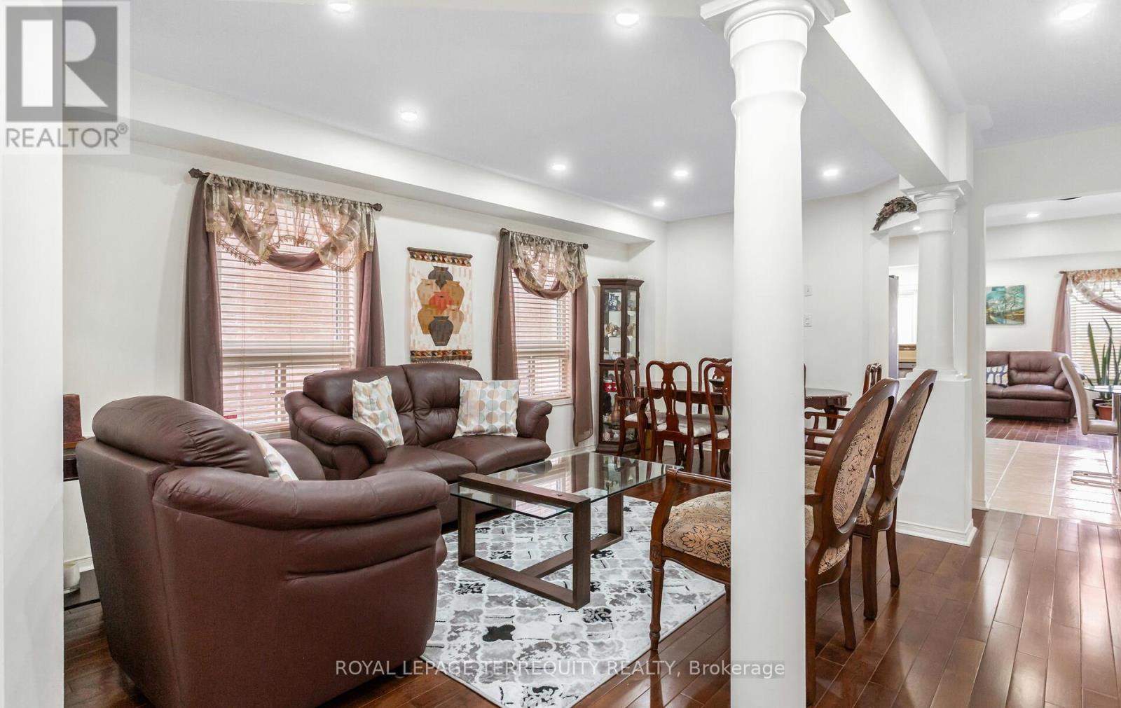 490 Orange Walk Crescent, Mississauga, Ontario  L5R 0A5 - Photo 6 - W12947720