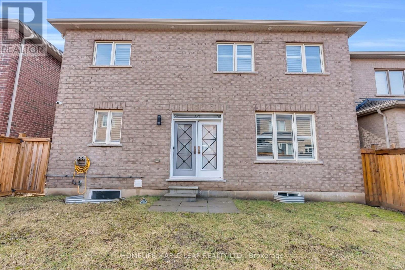 6 Pellegrino Road, Brampton, Ontario  L7A 4V5 - Photo 46 - W12947740
