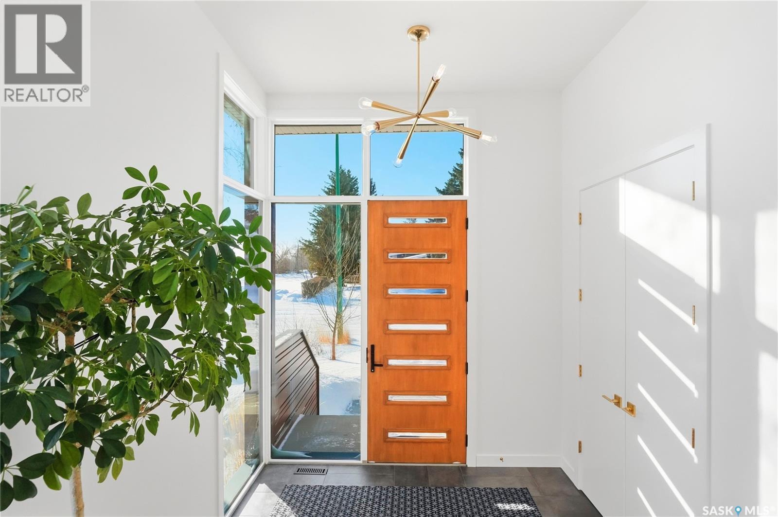 103 Saguenay Drive, Saskatoon, Saskatchewan  S7K 4M8 - Photo 7 - SK031804