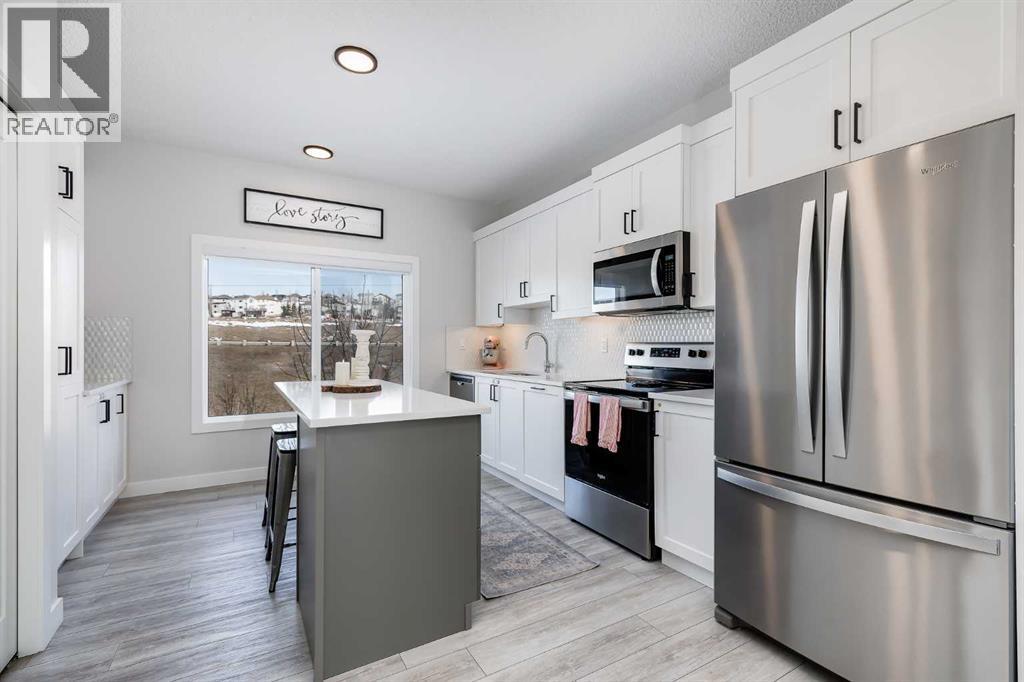 140 Tuscany Summit Square NW, Calgary, Alberta  T3L 0G1 - Photo 4 - A2290232