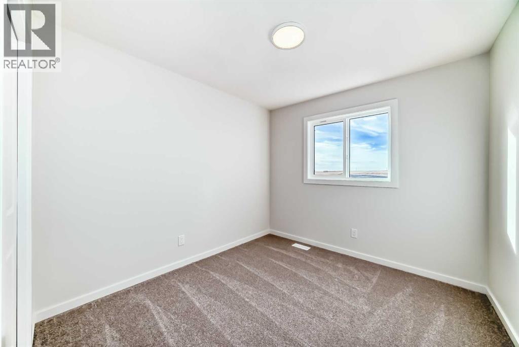 48 Creekside Rise SW, Calgary, Alberta  T2X 5V9 - Photo 20 - A2290713