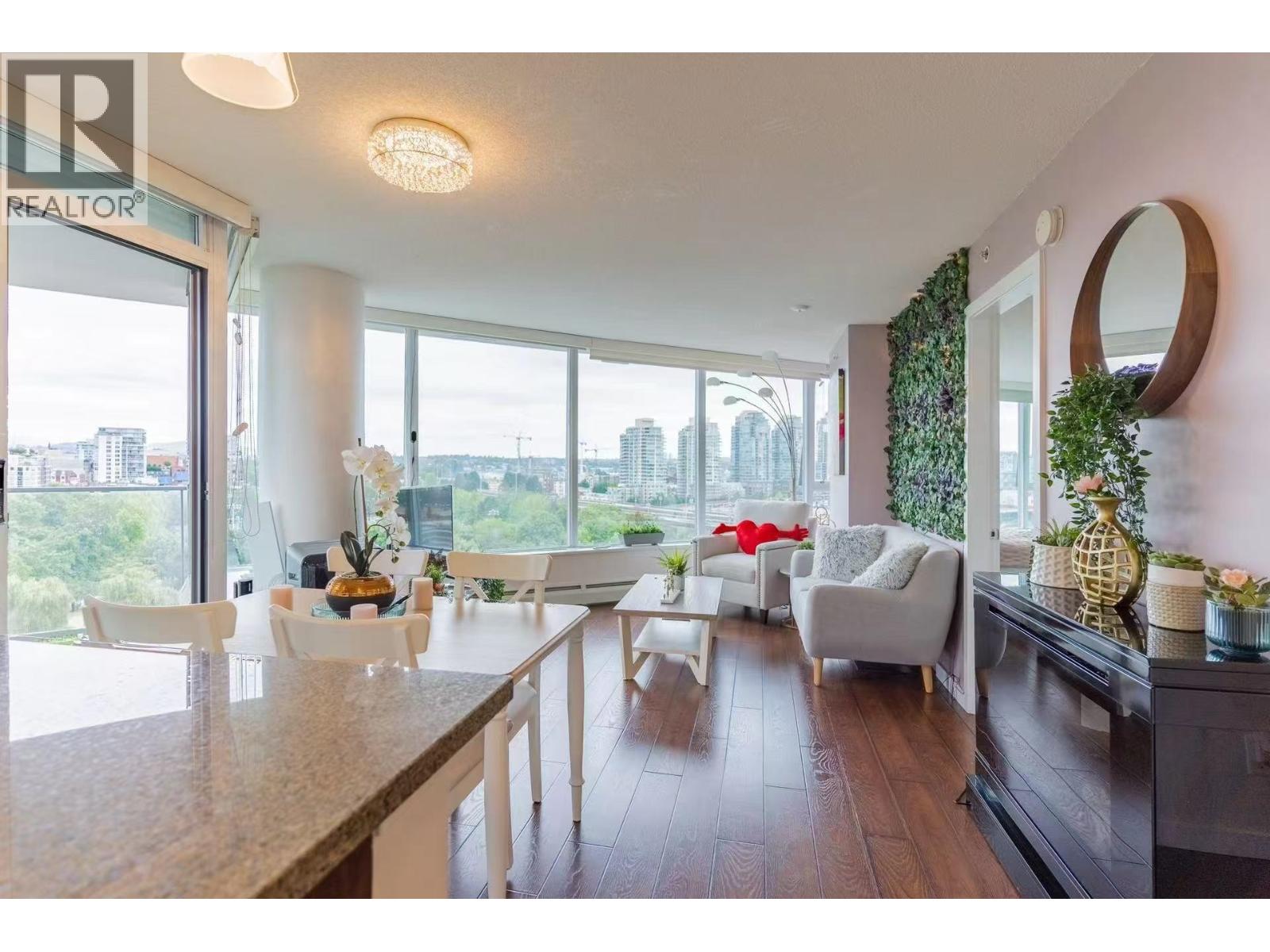 1209 688 ABBOTT STREET, Vancouver, British Columbia