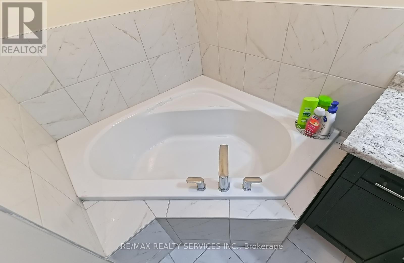 44 June Callwood Way, Brantford, Ontario  N3T 0T7 - Photo 31 - X12947546