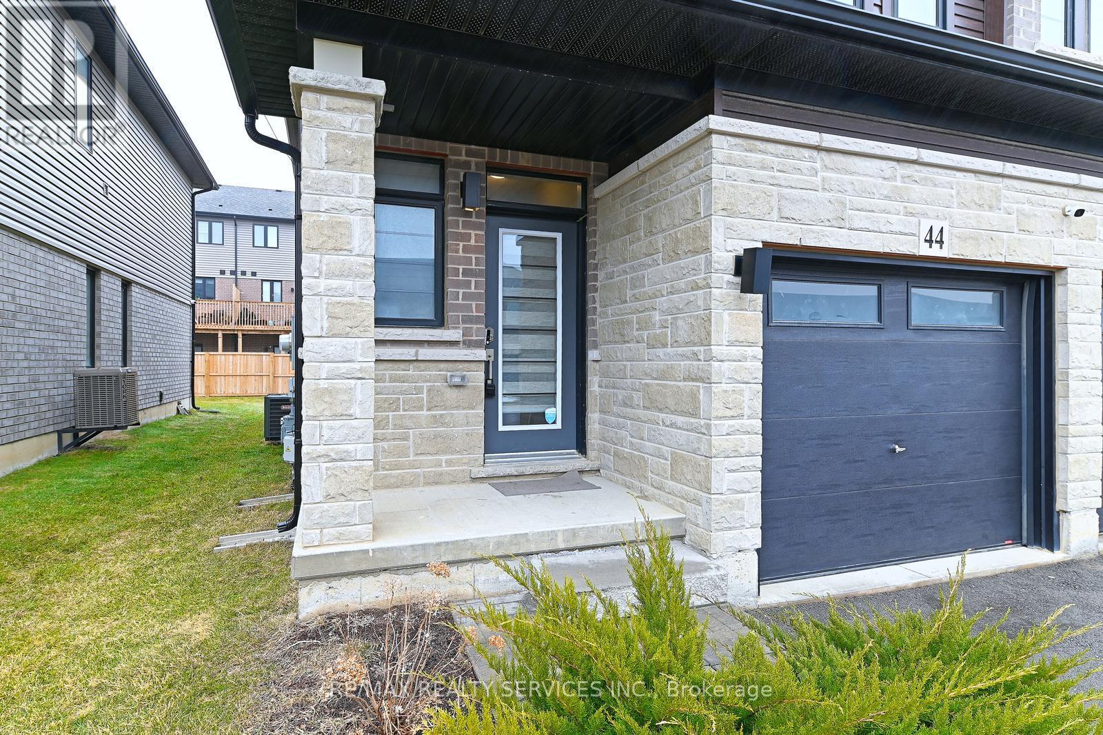 44 June Callwood Way, Brantford, Ontario  N3T 0T7 - Photo 7 - X12947546