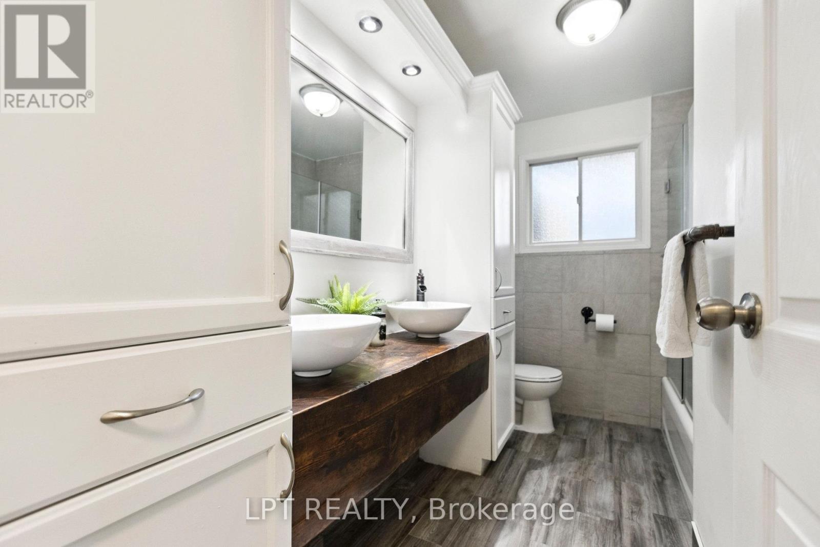 7429 Sideroad 20 Side Road, Mapleton, Ontario  N0B 1A0 - Photo 16 - X12947558