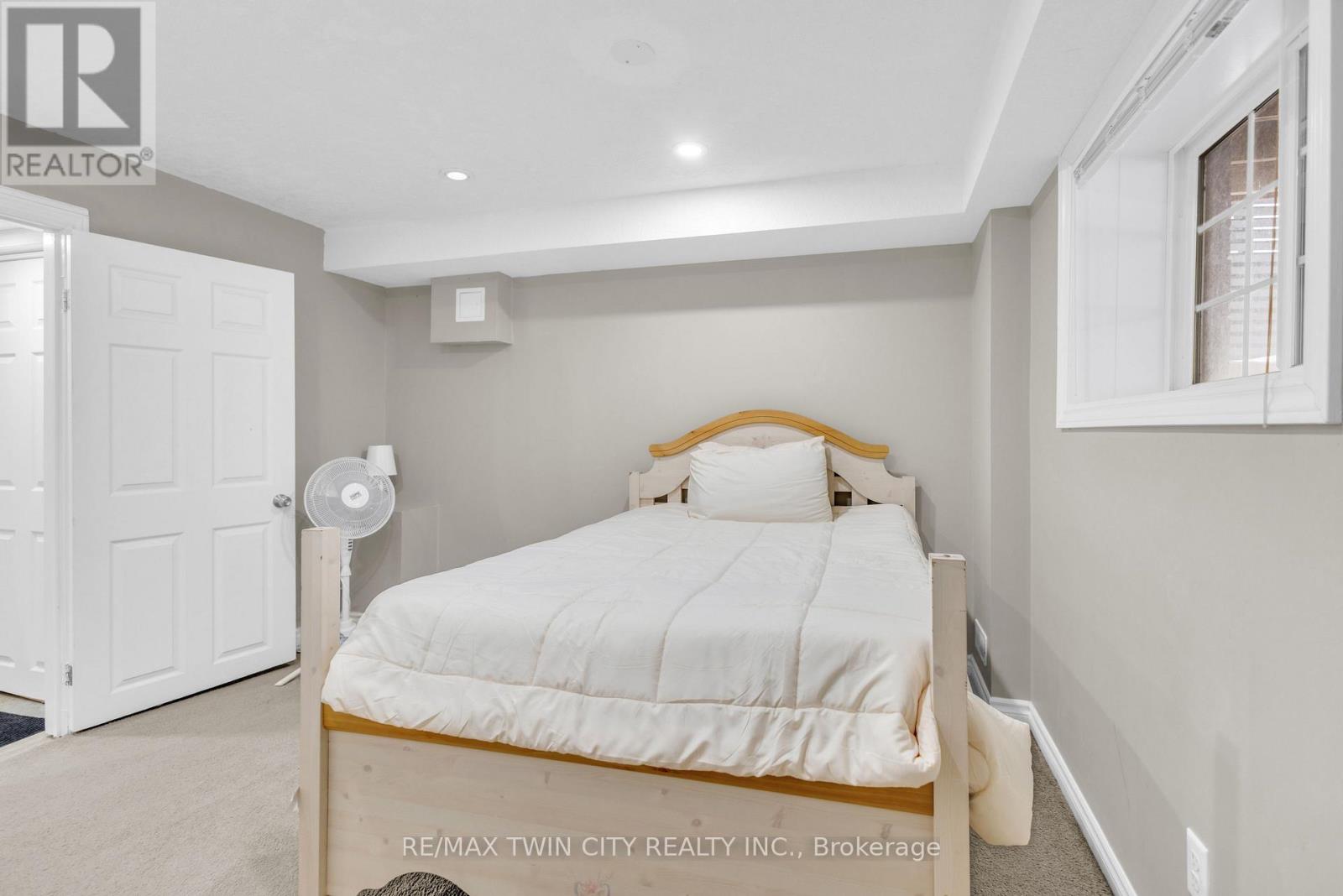 75 Stillwater Street Drive, Kitchener, Ontario  N2A 4M4 - Photo 38 - X12947606