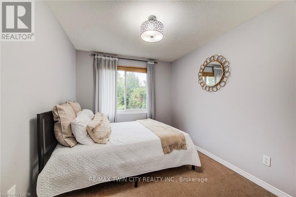 20 - 120 Dudhope Avenue, Cambridge, Ontario  N1R 4T7 - Photo 14 - X12947612