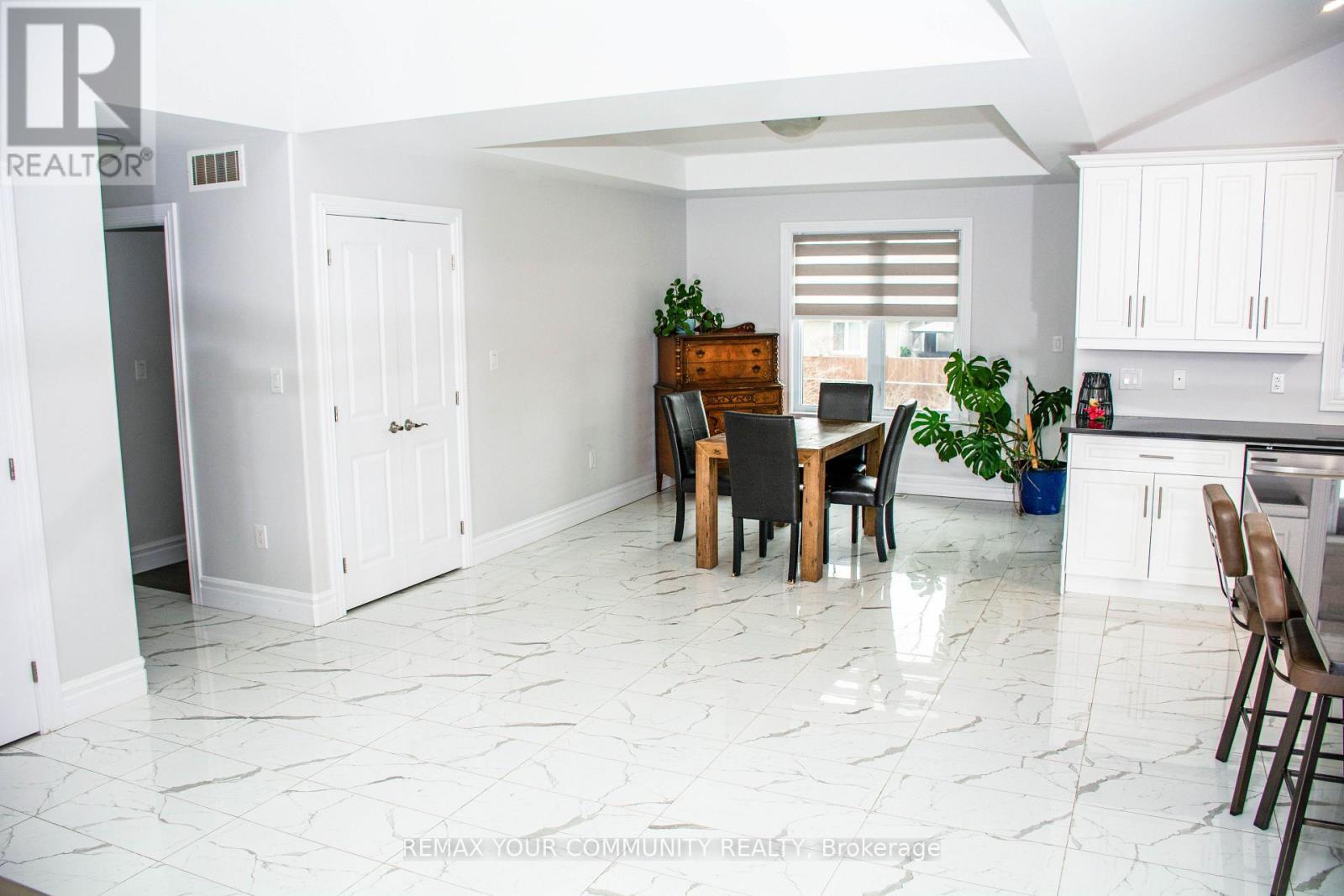 72 Noble Court, Amherstburg, Ontario  N9V 0G8 - Photo 10 - X12947680