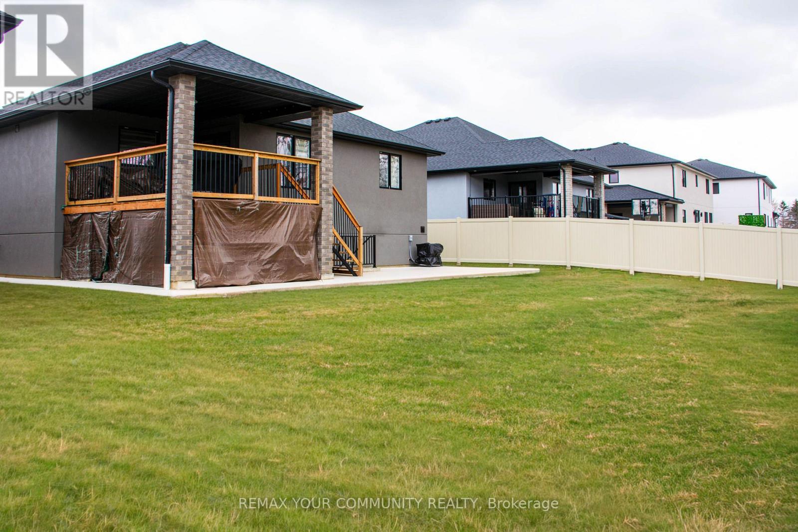 72 Noble Court, Amherstburg, Ontario  N9V 0G8 - Photo 33 - X12947680