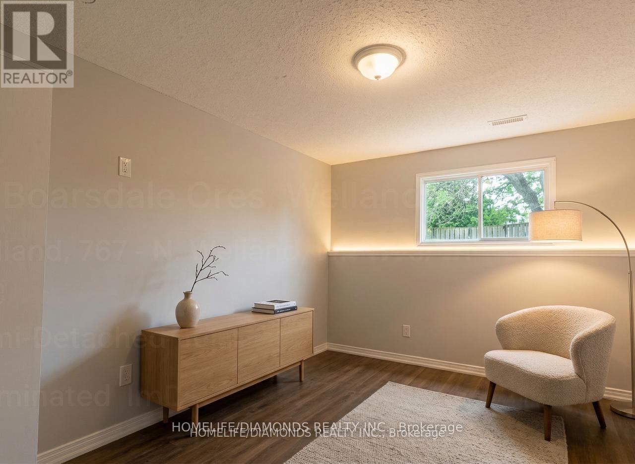 37 Briarsdale Crescent, Welland, Ontario  L3C 6S8 - Photo 5 - X12947726