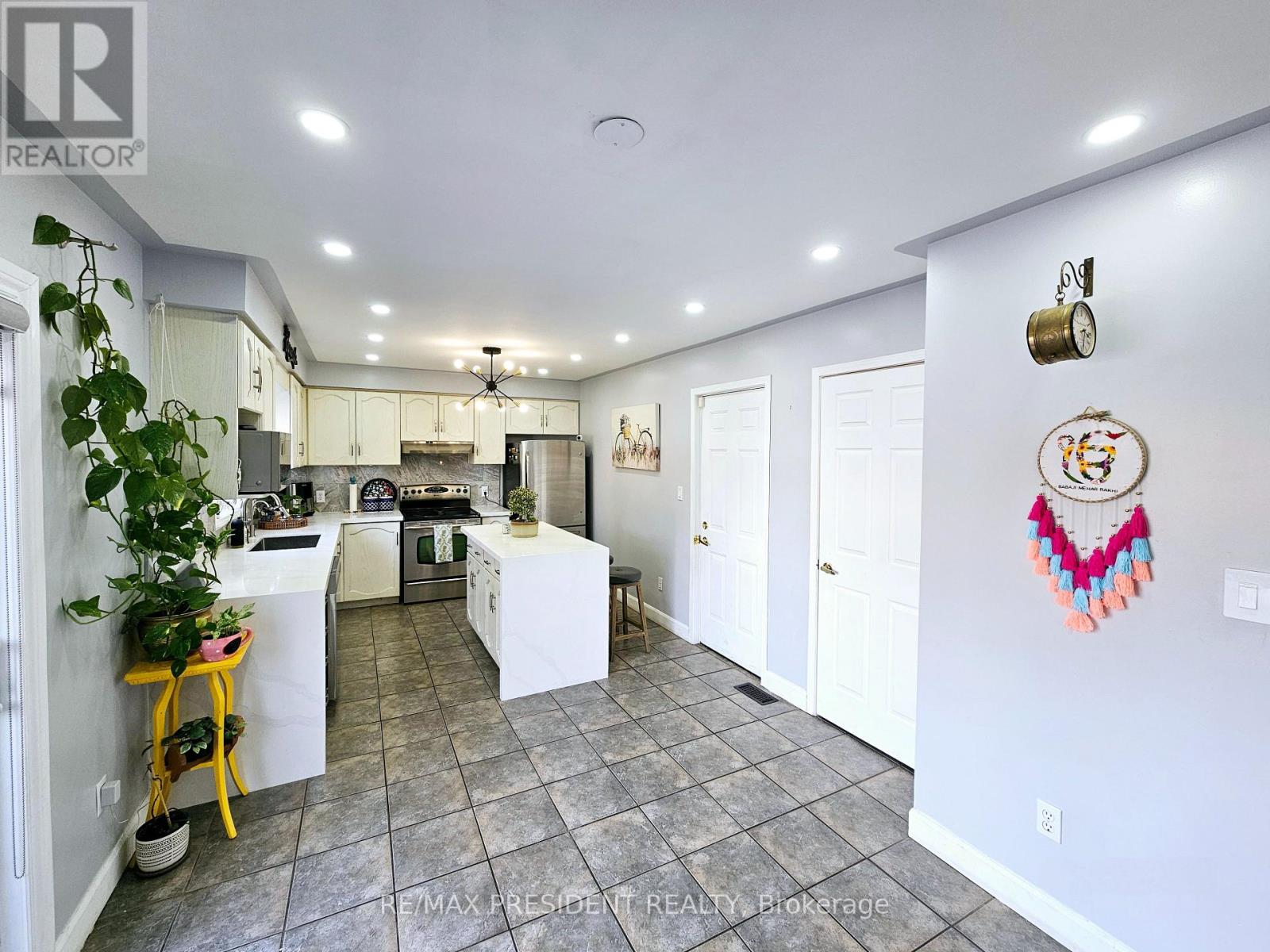 32 Algonquin Road, Woodstock, Ontario  N4T 1R8 - Photo 9 - X12947746