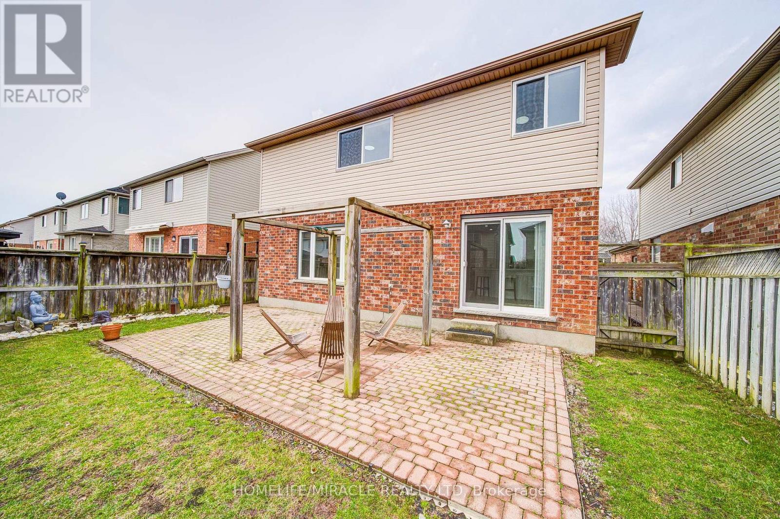 55 Mcfarlane Drive, Cambridge, Ontario  N3C 4L7 - Photo 50 - X12947750