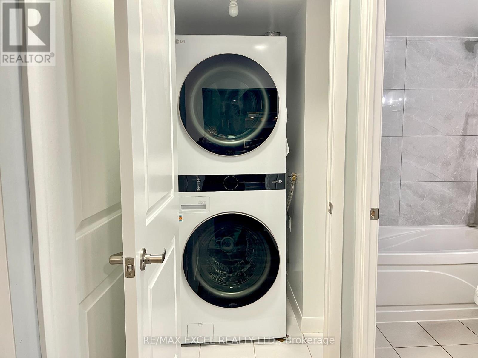 210 - 17 Anndale Drive, Toronto, Ontario  M2N 2W7 - Photo 11 - C12943138