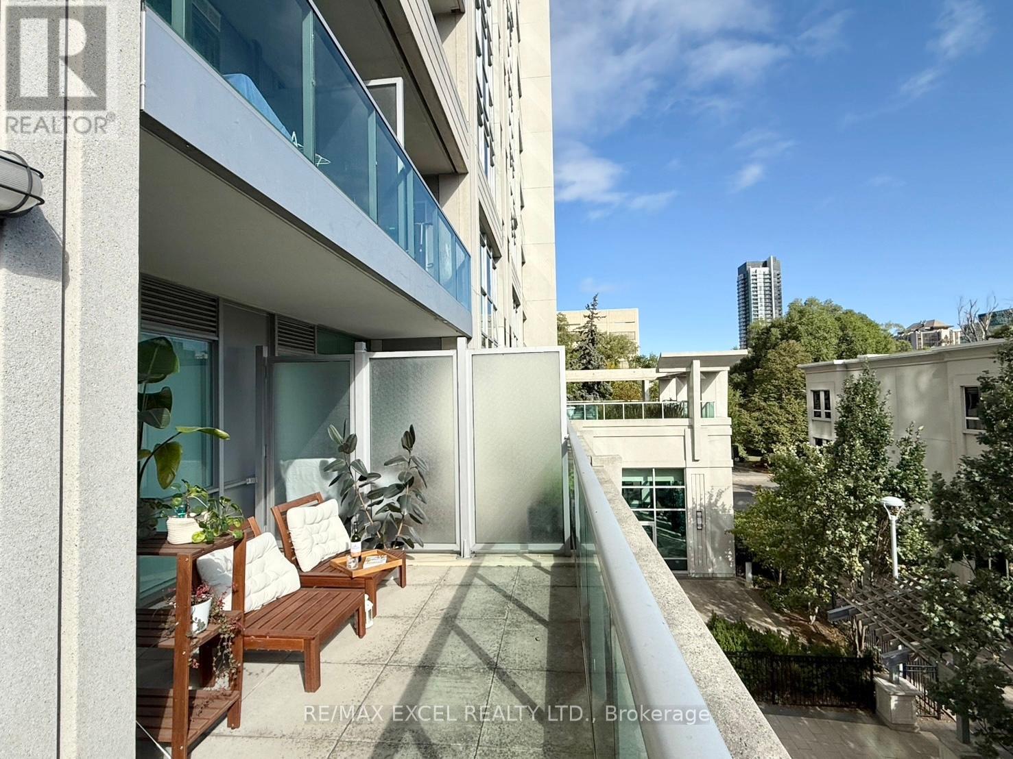 210 - 17 Anndale Drive, Toronto, Ontario  M2N 2W7 - Photo 17 - C12943138