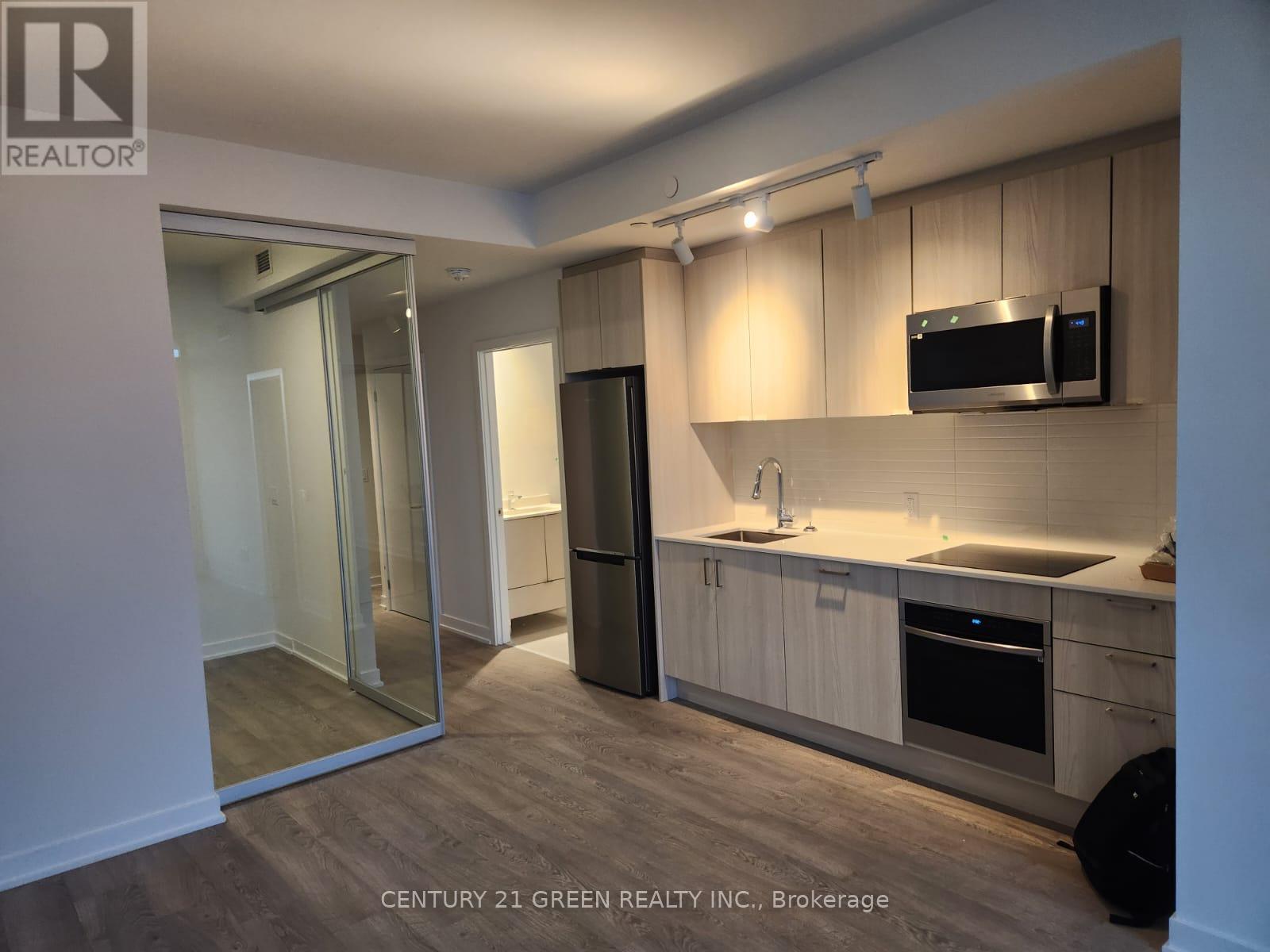 2706 - 1926 Lake Shore Boulevard W, Toronto, Ontario  M6S 1A1 - Photo 9 - W12944306