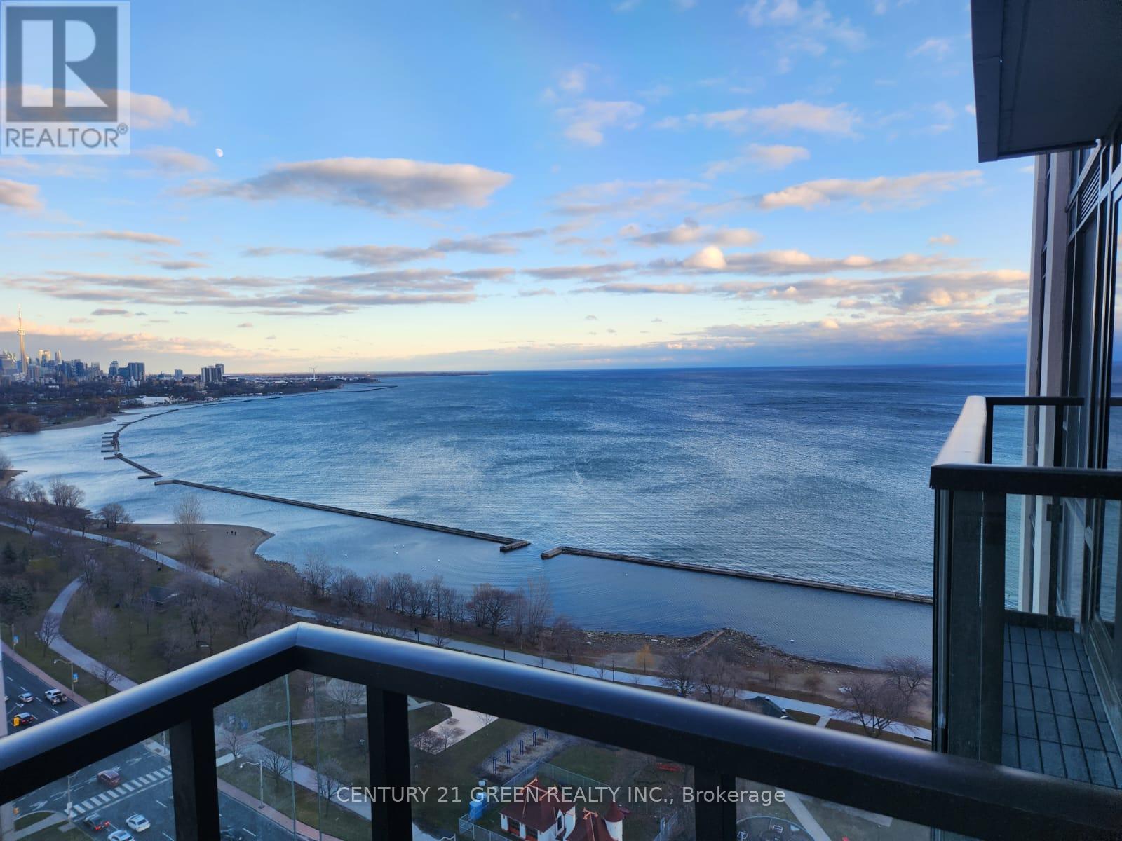 2706 - 1926 Lake Shore Boulevard W, Toronto, Ontario  M6S 1A1 - Photo 3 - W12944306