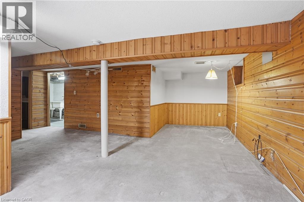 263 East 15th Street, Hamilton, Ontario  L9A 4G4 - Photo 12 - 40816893