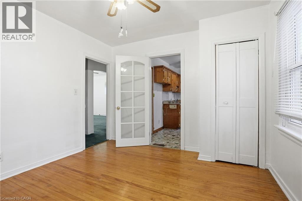 263 East 15th Street, Hamilton, Ontario  L9A 4G4 - Photo 5 - 40816893