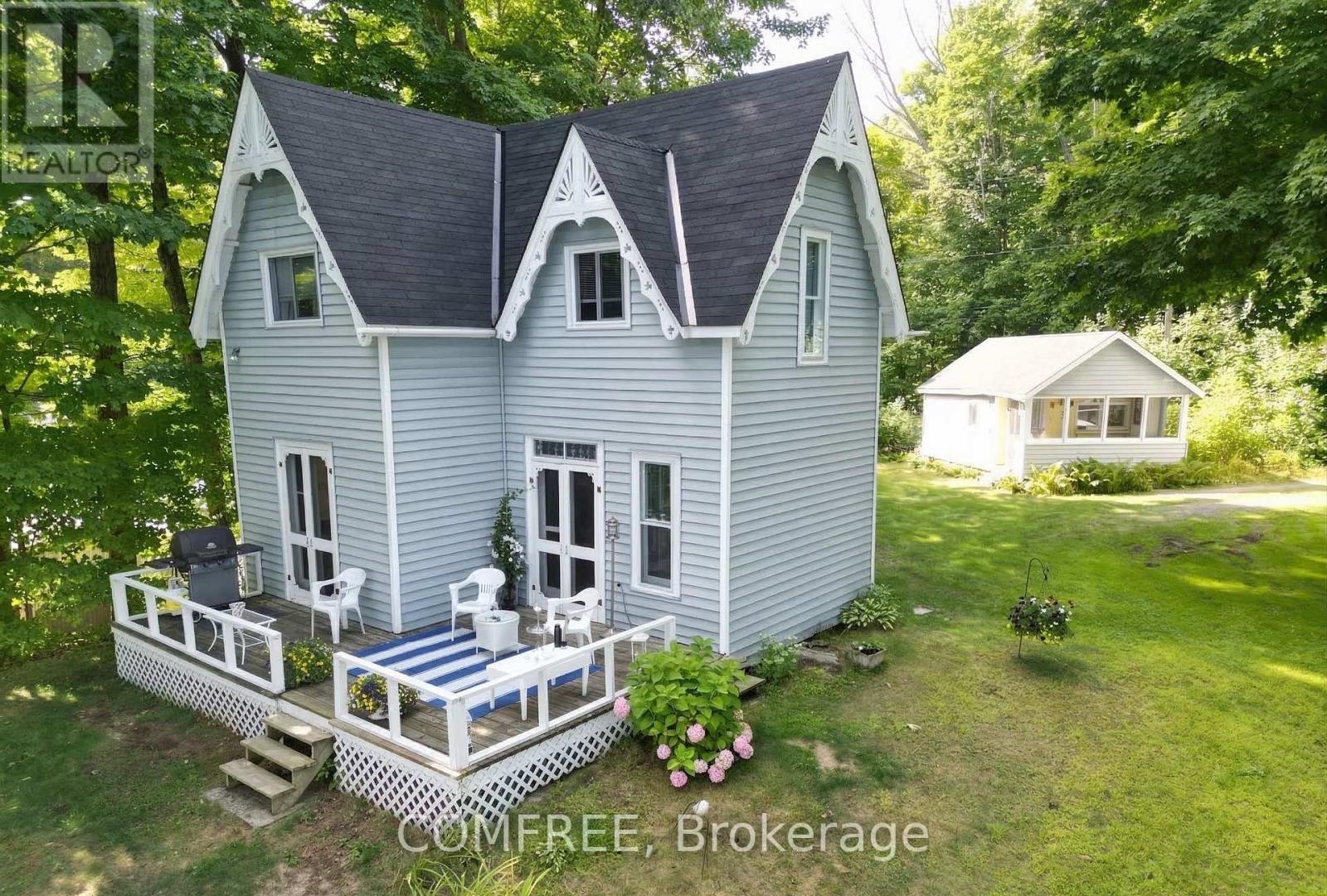 465-463 Hillcrest Road, Elizabethtown-Kitley, Ontario  K6V 7C3 - Photo 2 - X12941388