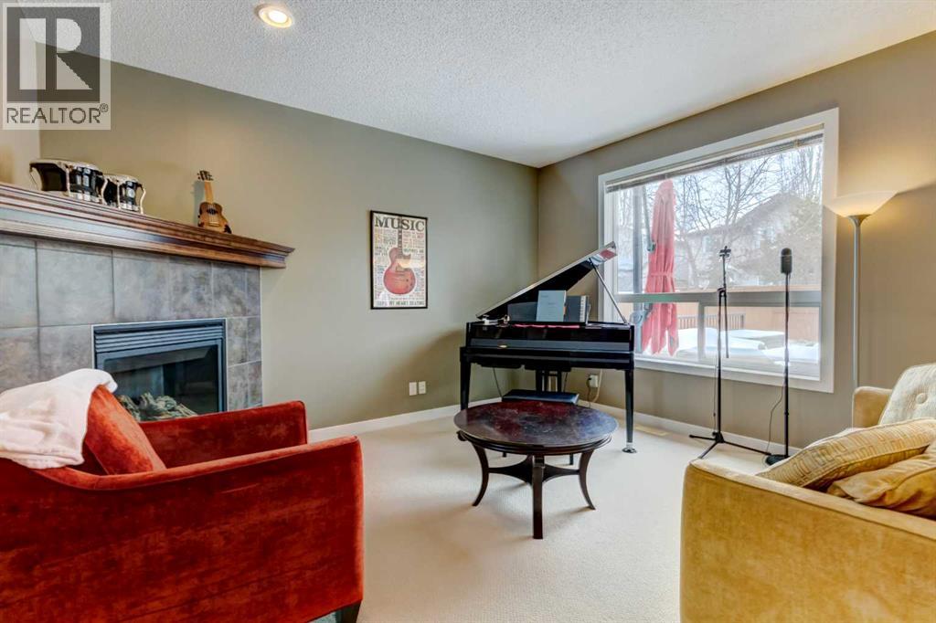 185 Brightonstone Landing Se, Calgary, Alberta  T2Z 4W2 - Photo 3 - A2288148