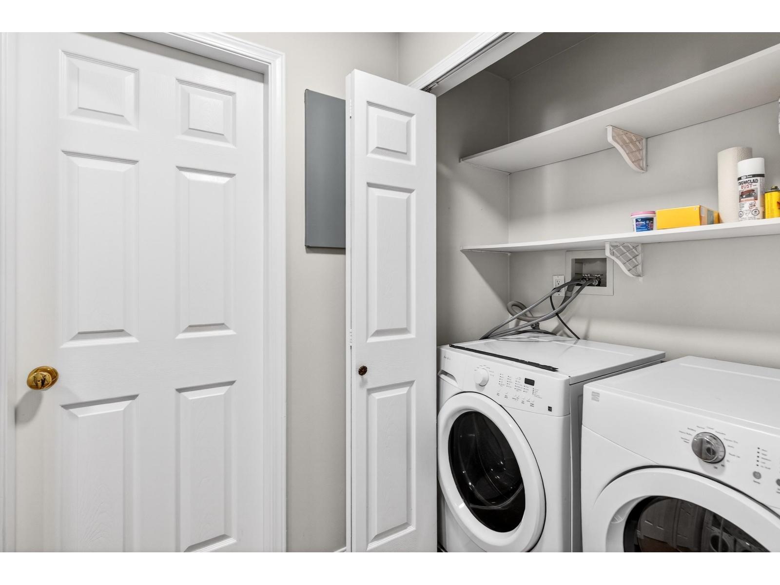 303 20240 54a Avenue, Langley, British Columbia  V3A 3W7 - Photo 25 - R3105978