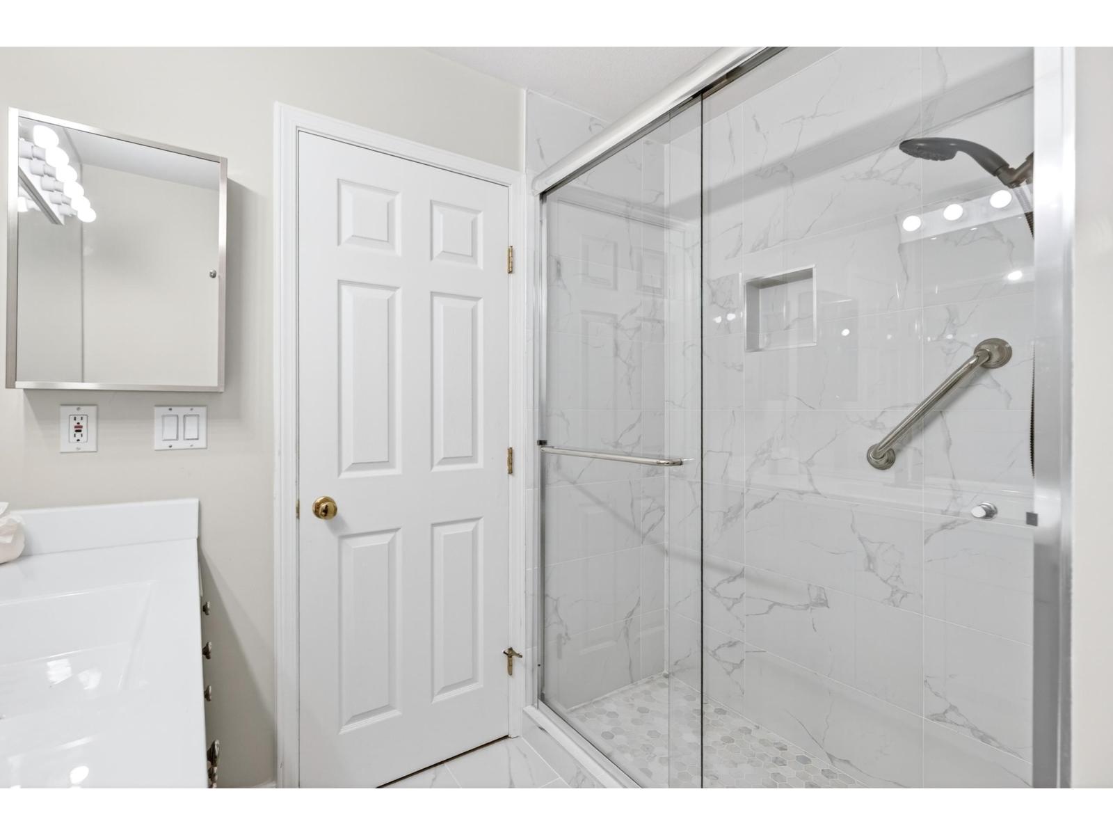 303 20240 54a Avenue, Langley, British Columbia  V3A 3W7 - Photo 21 - R3105978