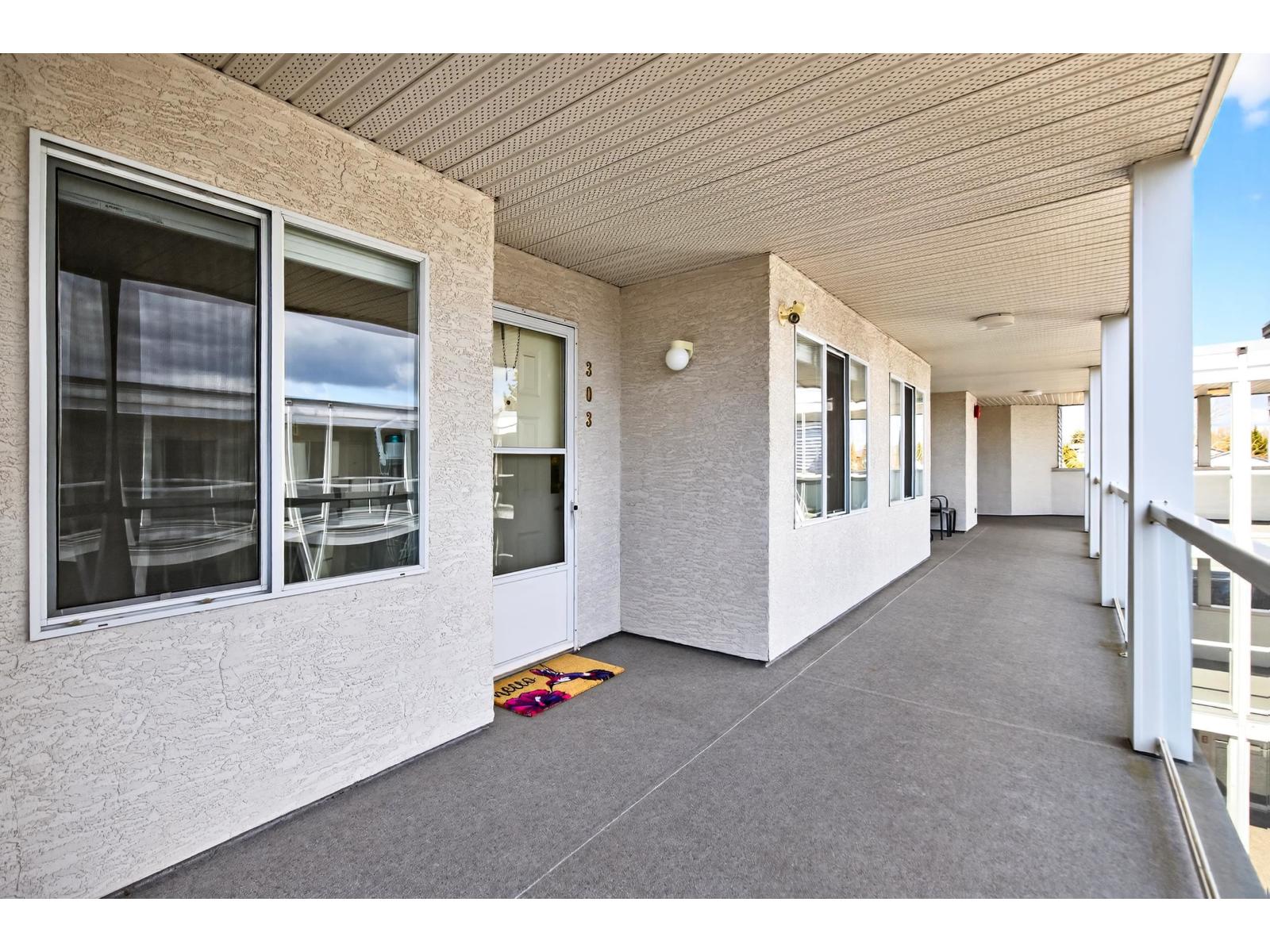 303 20240 54a Avenue, Langley, British Columbia  V3A 3W7 - Photo 26 - R3105978