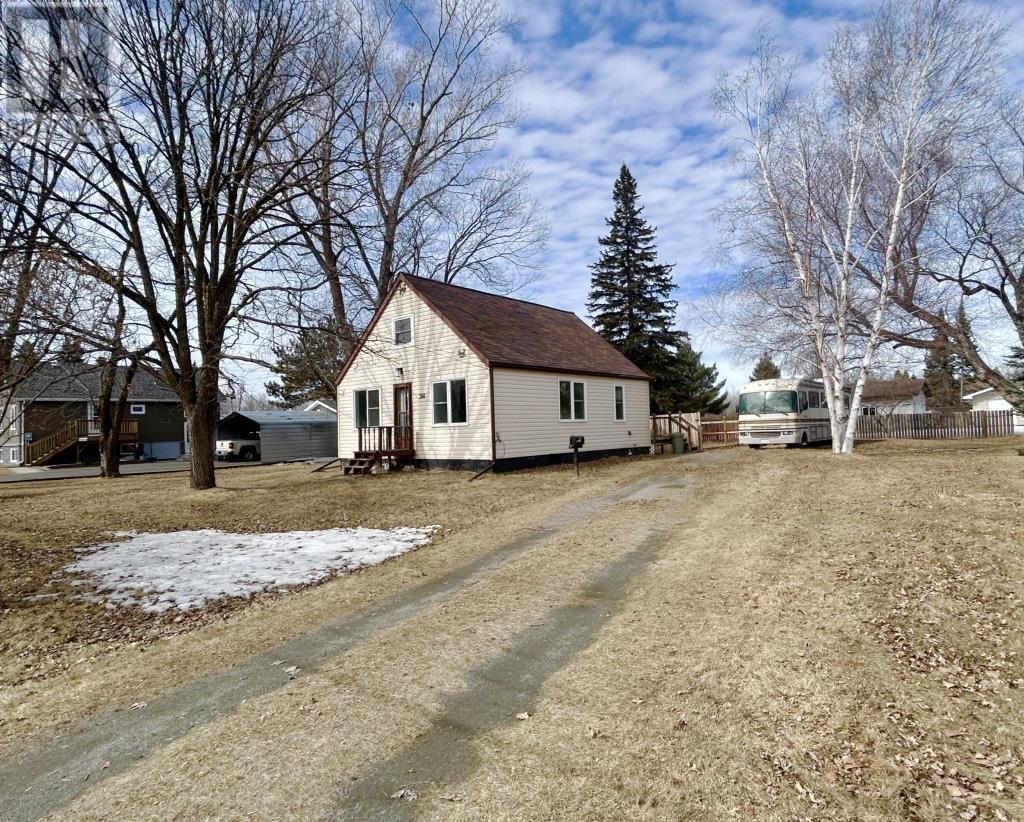 308 Sixth Street West, Fort Frances, Ontario  P9A 3E6 - Photo 1 - TB2600596