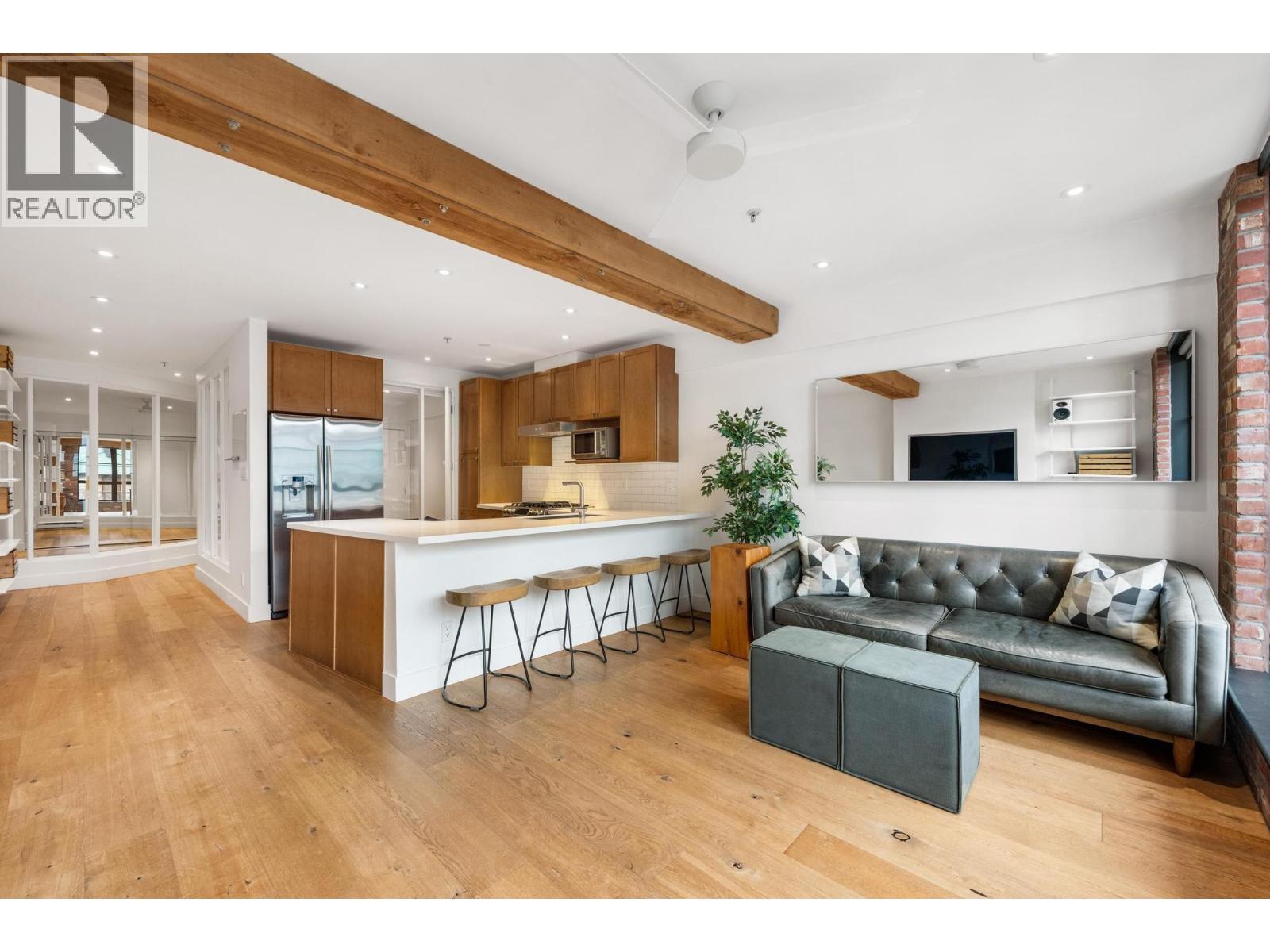 401 1238 Homer Street, Vancouver, British Columbia  V6B 2Y5 - Photo 2 - R3085035