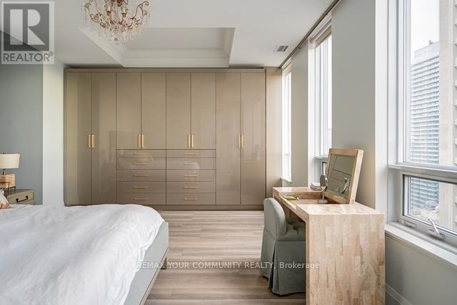 Ph 35 - 21 Balmuto Street, Toronto, Ontario  M4Y 1W4 - Photo 32 - C12633364