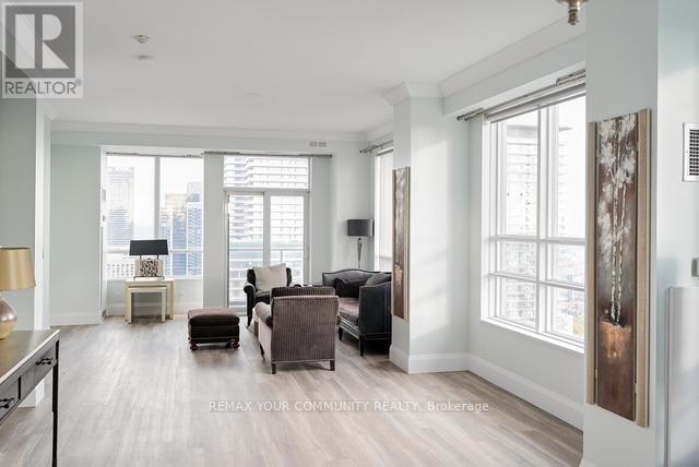 Ph 35 - 21 Balmuto Street, Toronto, Ontario  M4Y 1W4 - Photo 22 - C12633364