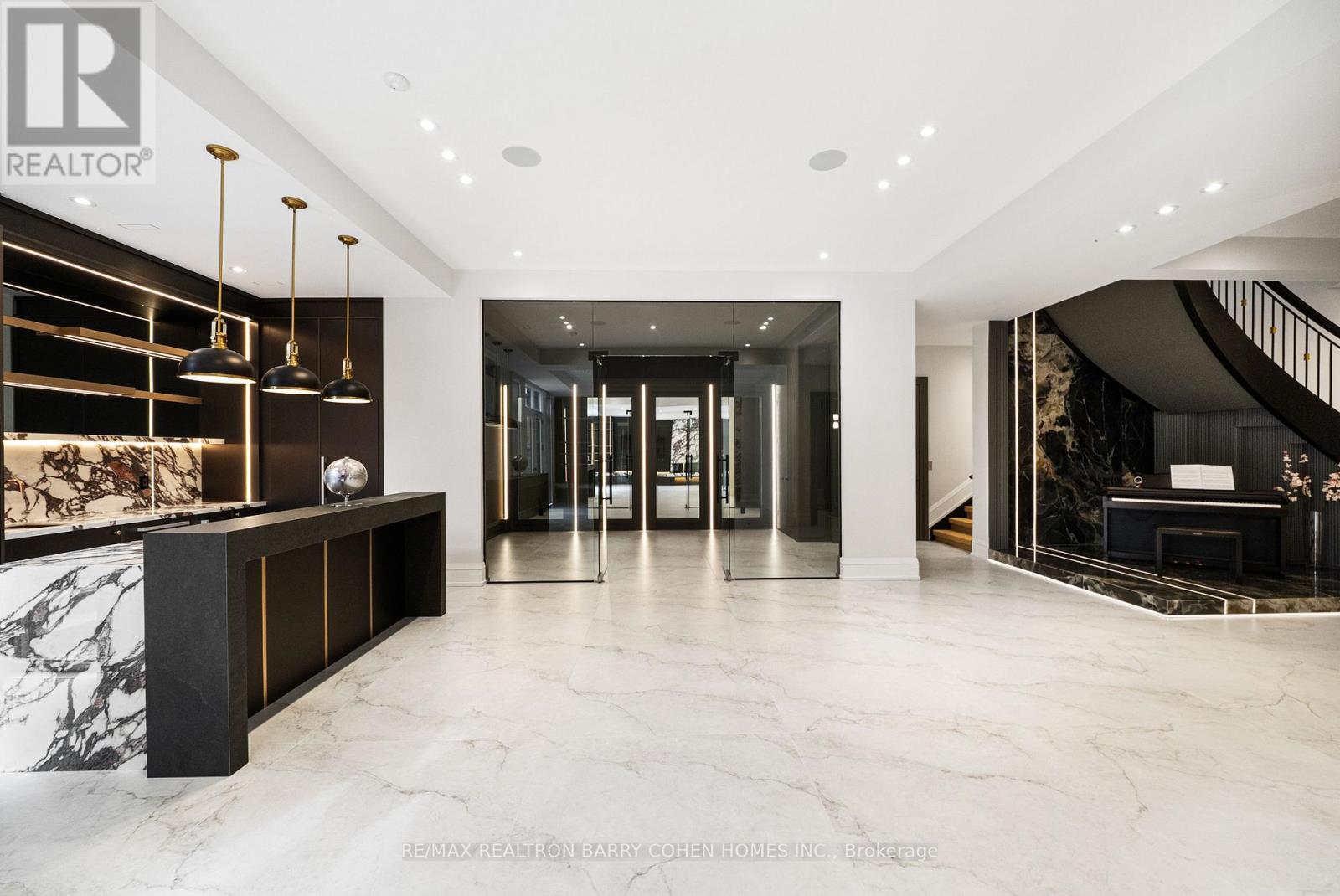 192 Lord Seaton Road, Toronto, Ontario  M2P 1K9 - Photo 39 - C12947518