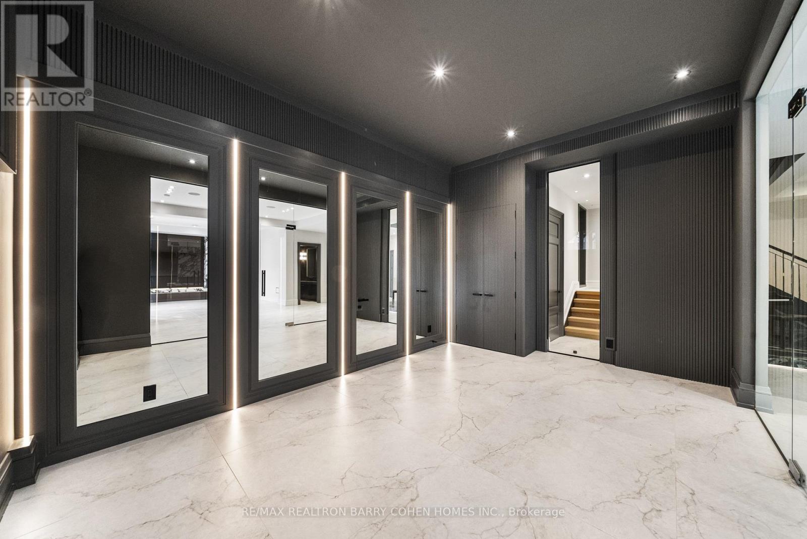 192 Lord Seaton Road, Toronto, Ontario  M2P 1K9 - Photo 40 - C12947518