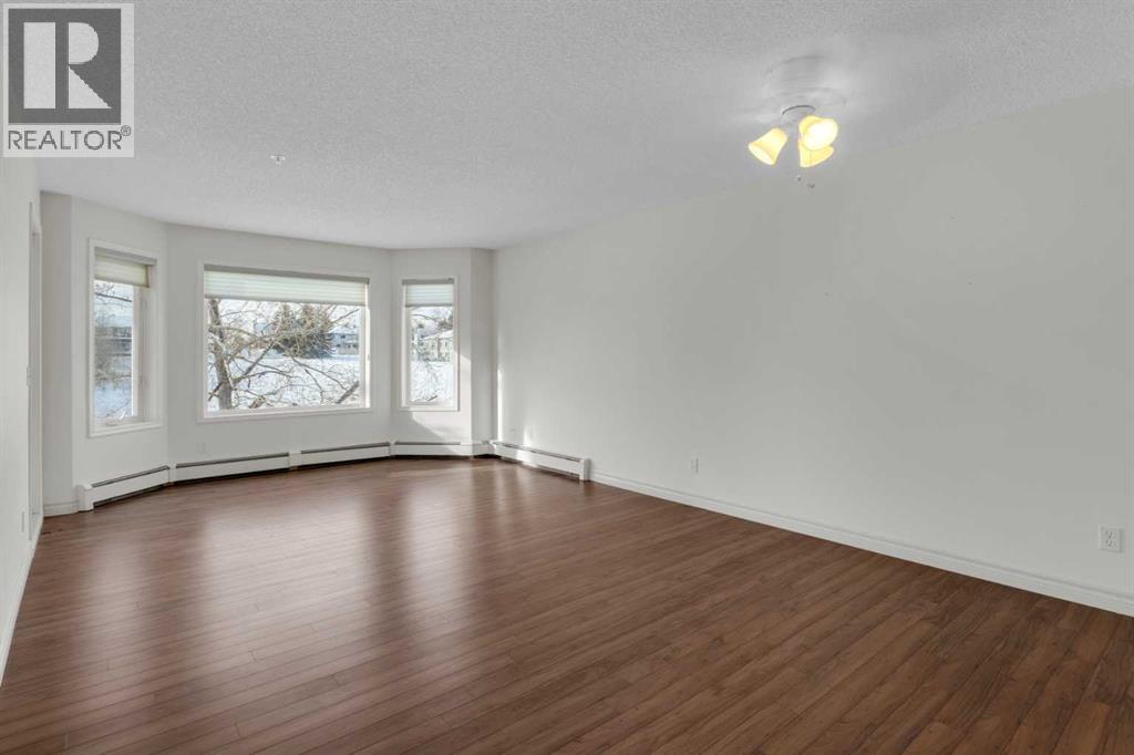 206, 3206 Hawksbrow Point NW, Calgary, Alberta  T3G 4C9 - Photo 3 - A2281989