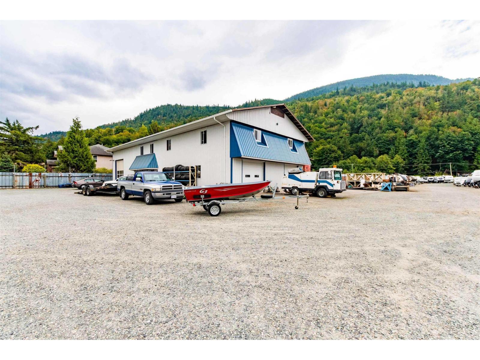 43462 Lumsden Road, Yarrow, Yarrow, British Columbia  V2R 4R4 - Photo 3 - C8077122