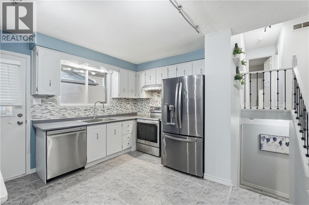 39 Kennard Street, Stoney Creek, Ontario  L8J 2C3 - Photo 7 - 40816503