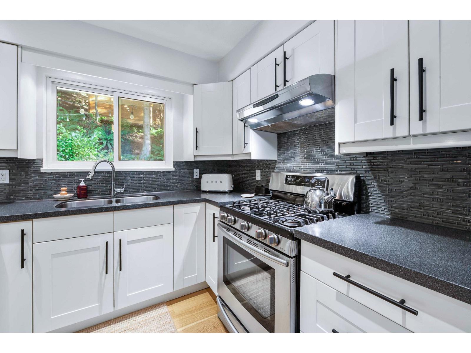 2722 Bayview Street, Surrey, British Columbia  V4A 2Z4 - Photo 15 - R3094488