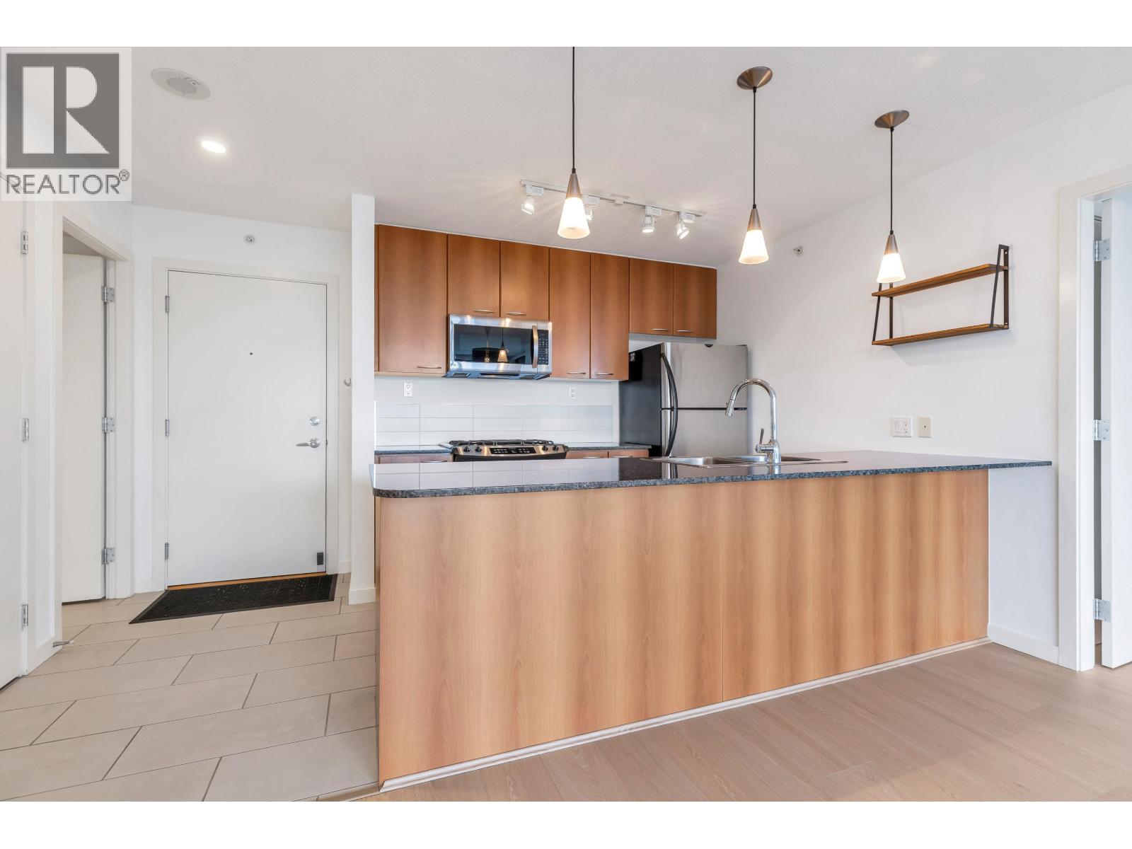 1205 7108 Collier Street, Burnaby, British Columbia  V5E 0A1 - Photo 4 - R3105959