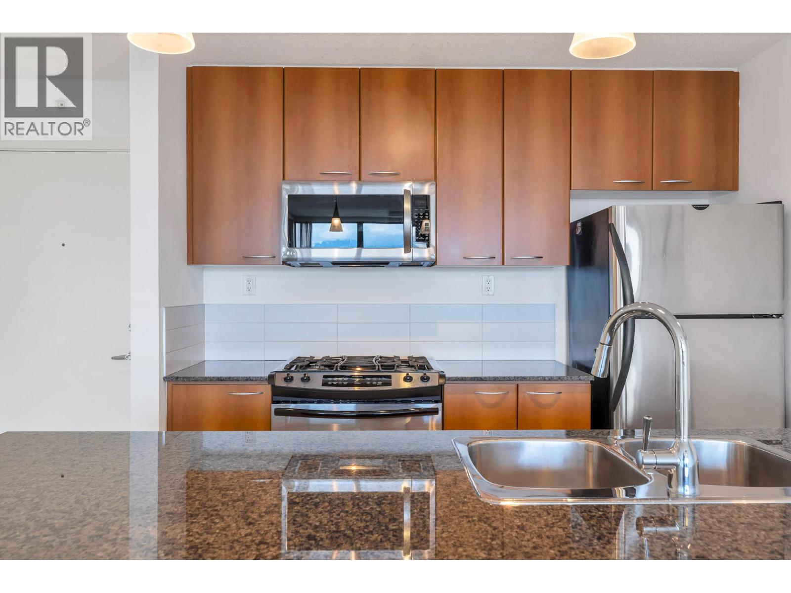 1205 7108 Collier Street, Burnaby, British Columbia  V5E 0A1 - Photo 6 - R3105959