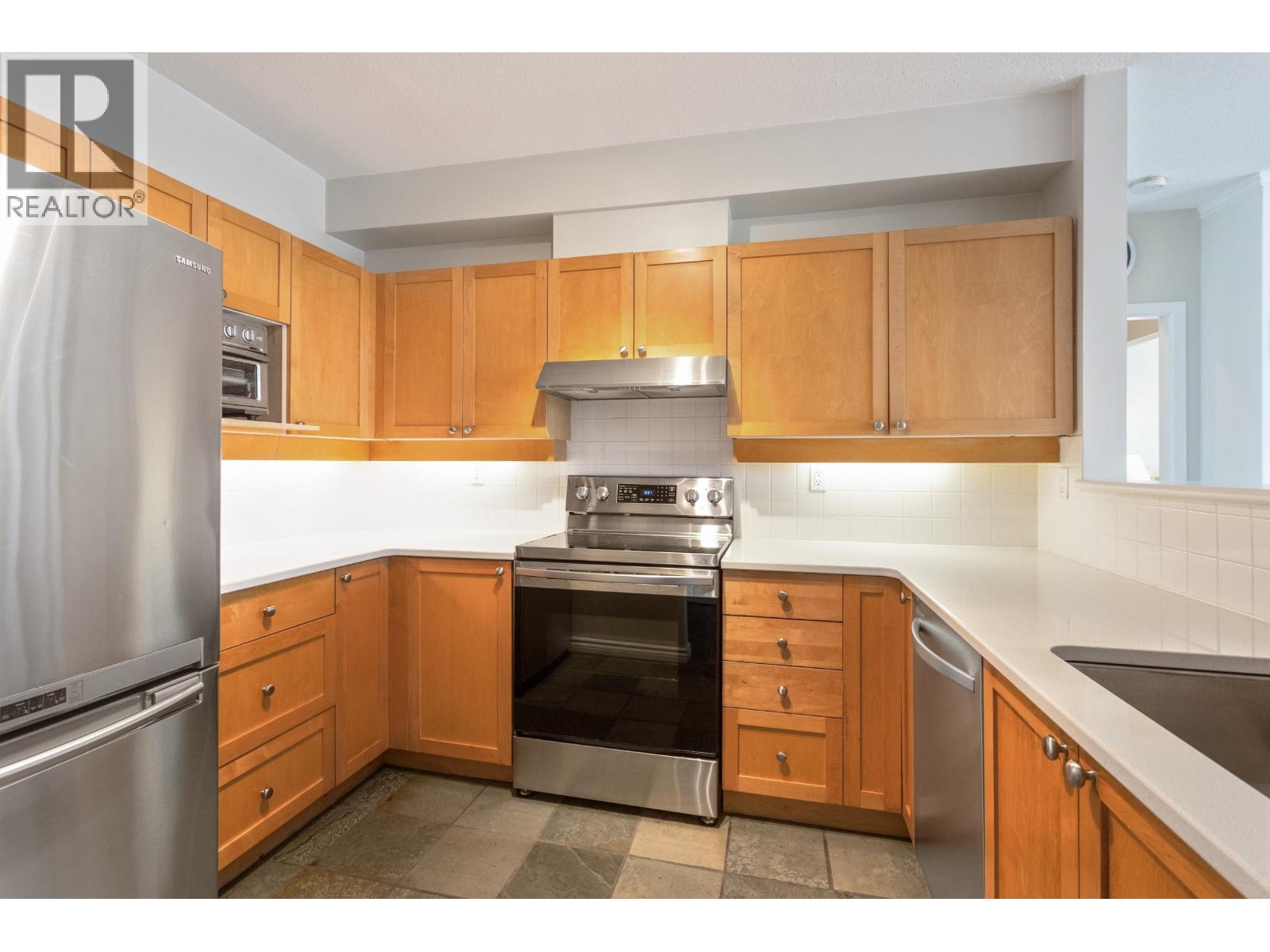 306 1820 E Kent Avenue South, Vancouver, British Columbia  V5P 2S7 - Photo 8 - R3106102