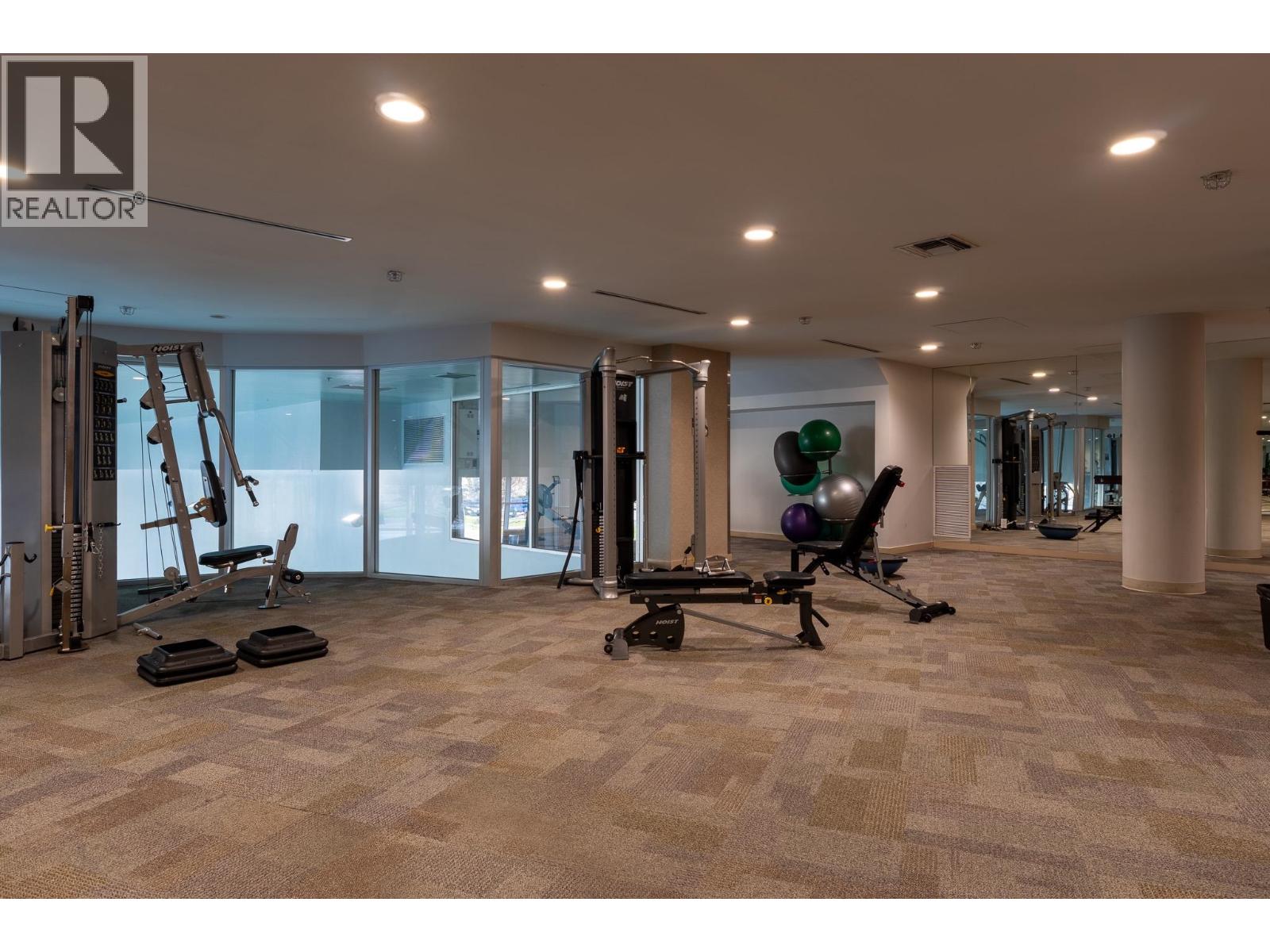 1605 193 Aquarius Mews, Vancouver, British Columbia  V6Z 2Z2 - Photo 30 - R3106133