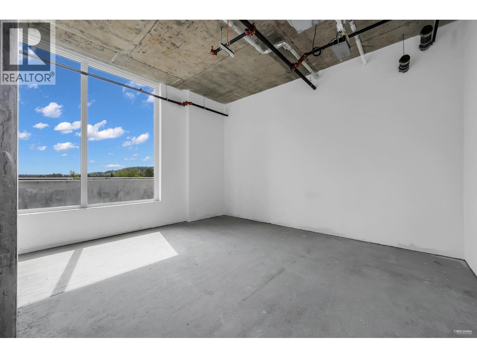 405 2992 Glen Drive, Coquitlam, British Columbia  V3B 0V2 - Photo 18 - C8077521