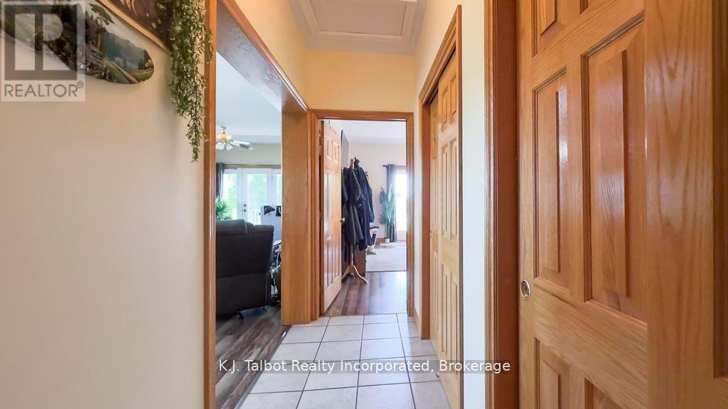 79823 Bluewater Highway, Central Huron, Ontario  N7A 3X8 - Photo 24 - X12947792