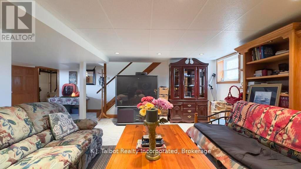 79823 Bluewater Highway, Central Huron, Ontario  N7A 3X8 - Photo 38 - X12947792