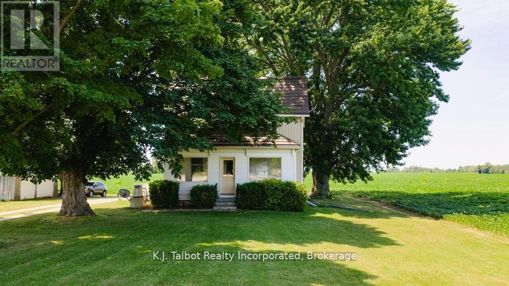 79823 Bluewater Highway, Central Huron, Ontario  N7A 3X8 - Photo 4 - X12947792