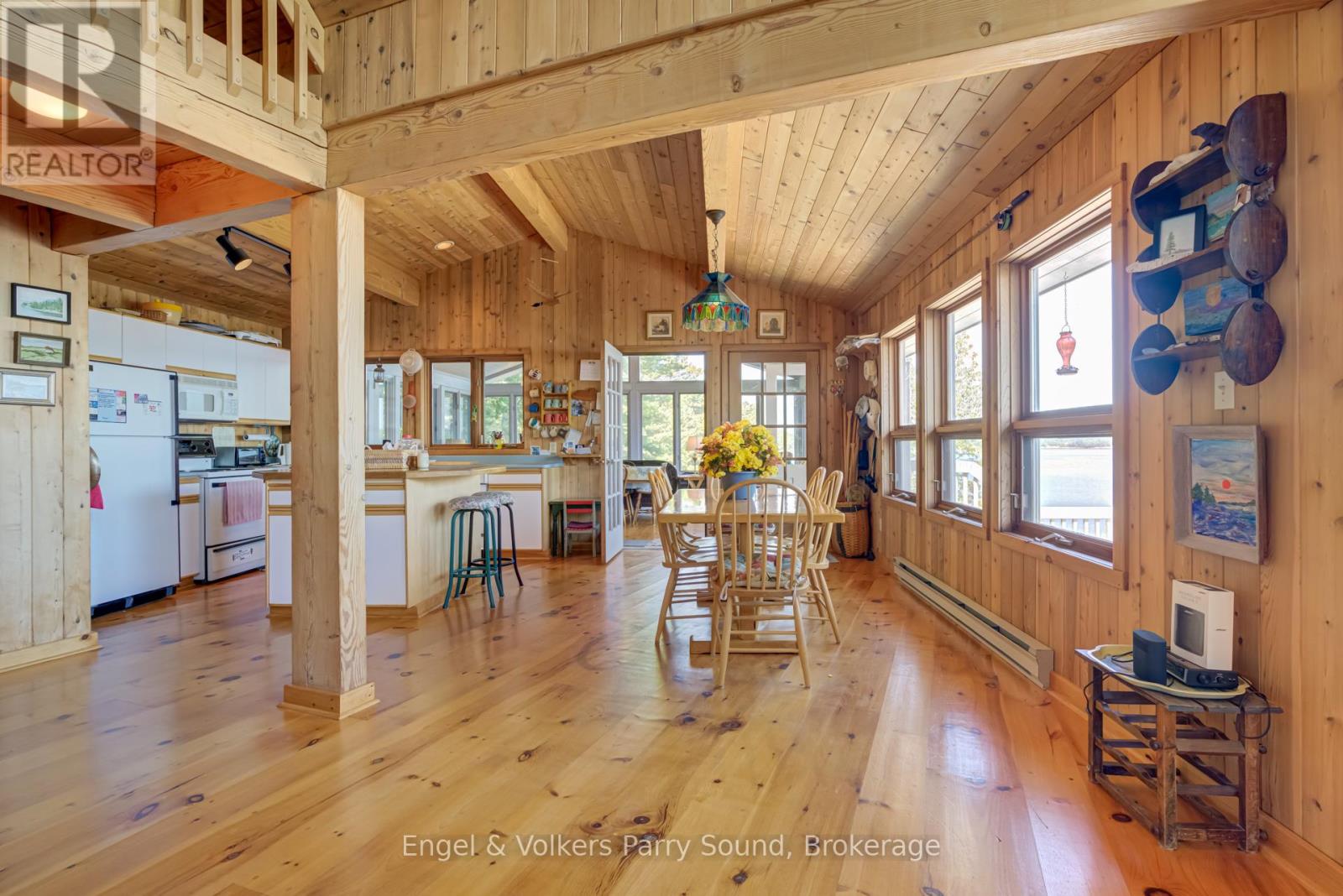 8 Island 29c, Carling, Ontario  P0G 1G0 - Photo 12 - X12947810