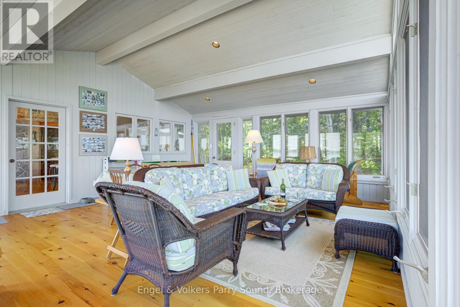 8 Island 29c, Carling, Ontario  P0G 1G0 - Photo 8 - X12947810